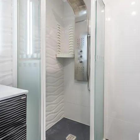 Apartamento Inftour Apolo Iii Atico