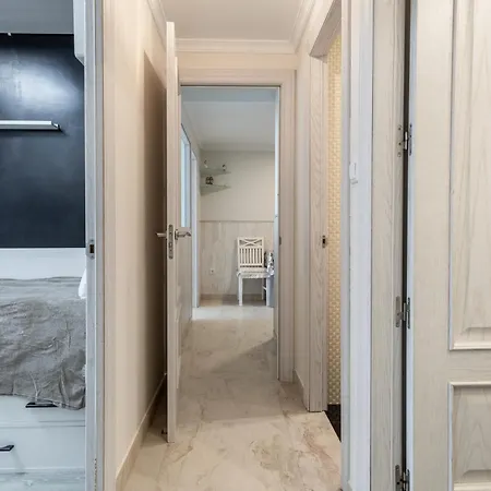 Inftour Apolo Iii Atico كاليبي